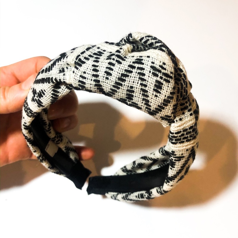 Turban Knotted Headband Blank & White Stitching
